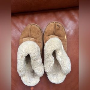 UGG Shearling lined slipper